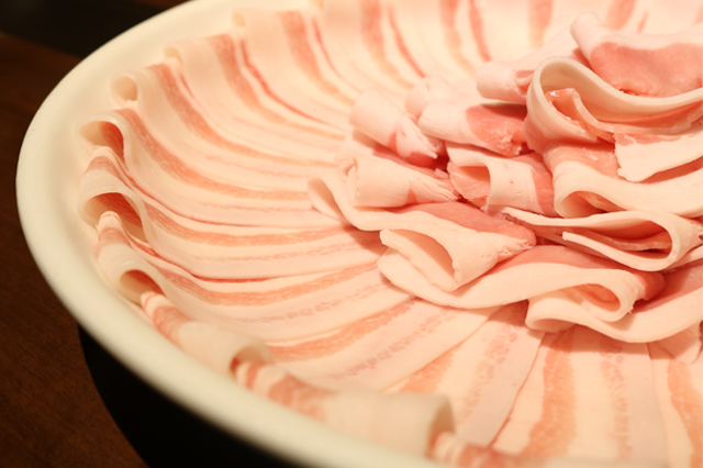 【2019年ふるさと納税】ふるさとチョイスさんに聞いたオススメ返礼品45選! くんじゃん豚【しゃぶしゃぶセット】