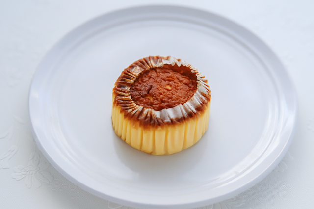 【バスチー】コンビニ・スーパー・100均の「バスクチーズケーキ」をスイーツコンシェルジュが本気で食べ比べ! セブン ローソン ミニストップ 成城石井