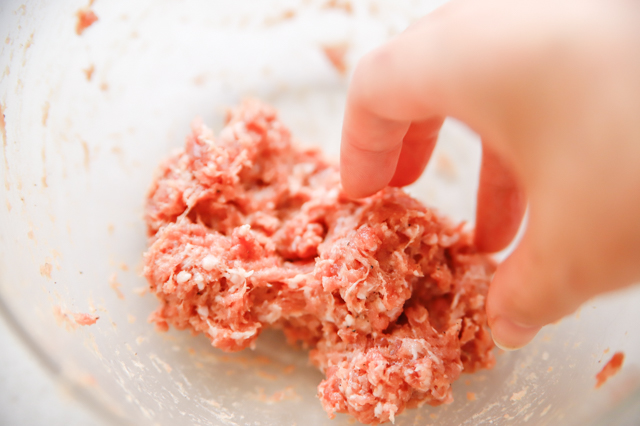 大人気の「台湾の朝ごはん」を自宅で再現しよう!鹹豆漿(シェントウジャン)&葱肉酥餅(ツォンロウスービン)のレシピ 作り方