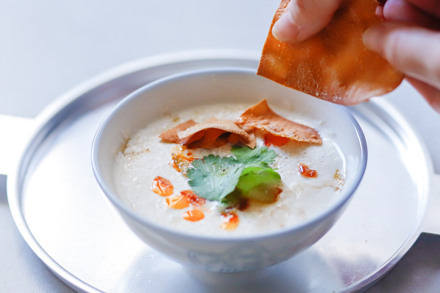 大人気の「台湾の朝ごはん」を自宅で再現しよう!鹹豆漿(シェントウジャン)&葱肉酥餅(ツォンロウスービン)のレシピ 作り方
