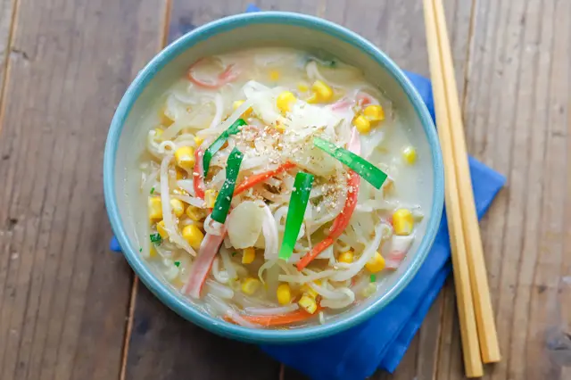 【袋麺活用レシピ】これなら飽きない!インスタント麺の野菜たっぷり激旨アレンジ インスタントラーメン 自炊 野菜たっぷりちゃんぽん麺
