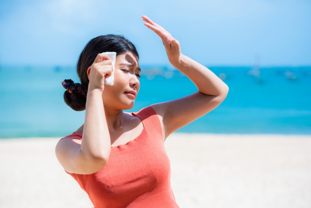 【一人暮らしビギナー向け医療コラム】夏に心配な熱中症!症状・予防・対策・応急処置を医師が解説