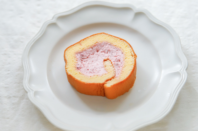 【ロカボ】糖質88%オフ!?シャトレーゼの「糖質カットスイーツ」全商品を食べてみた! 糖質50%カットのいちごクリームロール