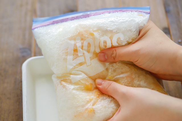 【簡単アイスレシピ】コンビニ食材を袋に入れて揉むだけの「手作りグラニテ」で涼しくなろう！　作り方　スイーツ　シャーベット　コンビニグラニテレシピ④ストロングゼロ×冷凍マンゴー