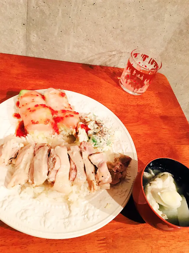 【おもいでの部屋】生ハムと暮らした愉快なマンション|しぬこ 料理