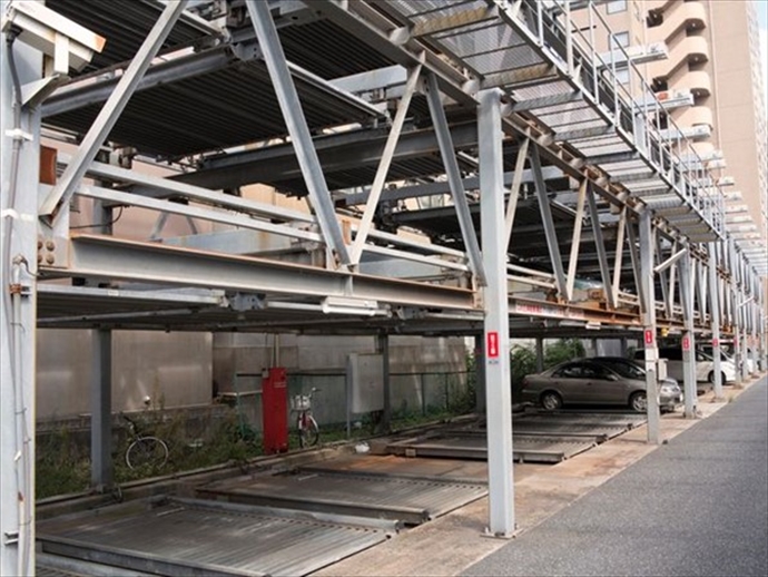機械式駐車場2