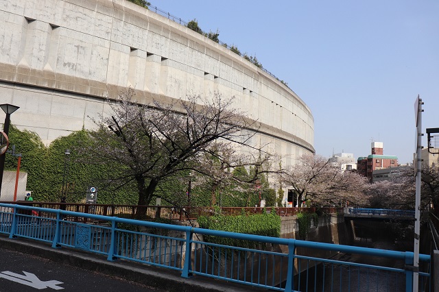 東急田園都市線・池尻大橋駅近くにある目黒天空庭園