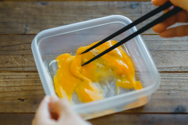 中華風レンチンチャーハンの作り方| 調理はすべてタッパーで完結!