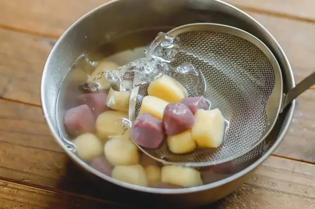 台湾スイーツ「芋圓」レシピ|しっかり冷やすことで生地にコシが出る