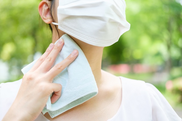 冷感グッズを活用して、暑い夏を乗り切ろう!