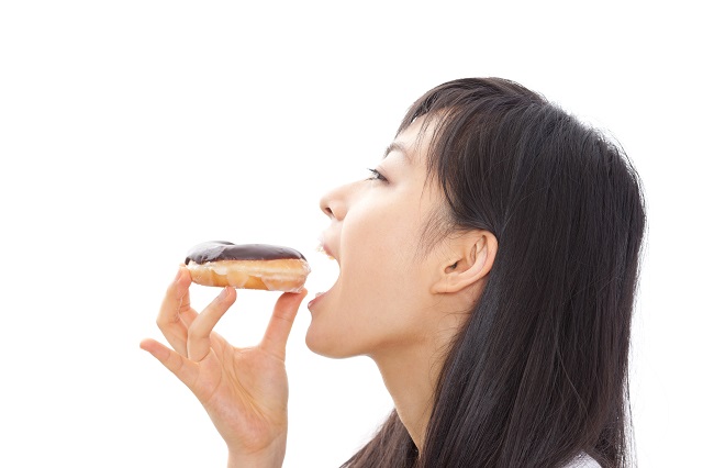 PMSを悪化させてしまう行動②:刺激が強い食品を摂取する