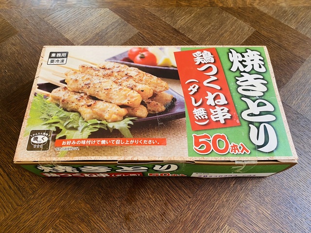 業務スーパー食品：冷凍焼きとり　鶏つくね串（タレ無）50本入のパッケージ