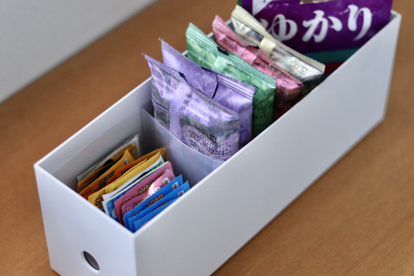 1/2サイズなので細々としたアイテムの収納にぴったり