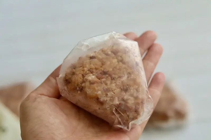 無印良品 赤米ごはんの焼きおにぎり