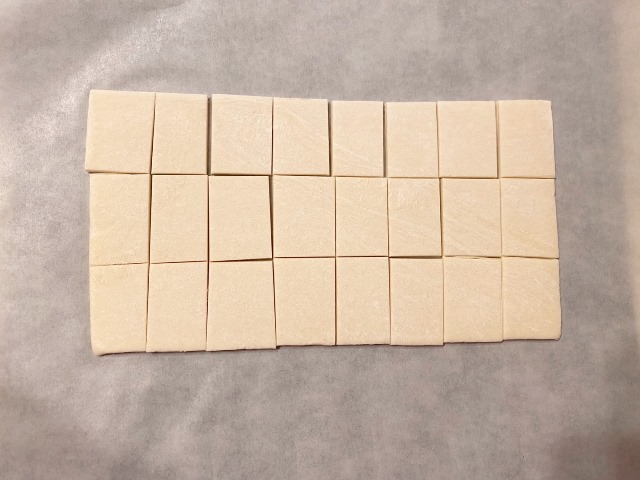 パイシートを24等分にする