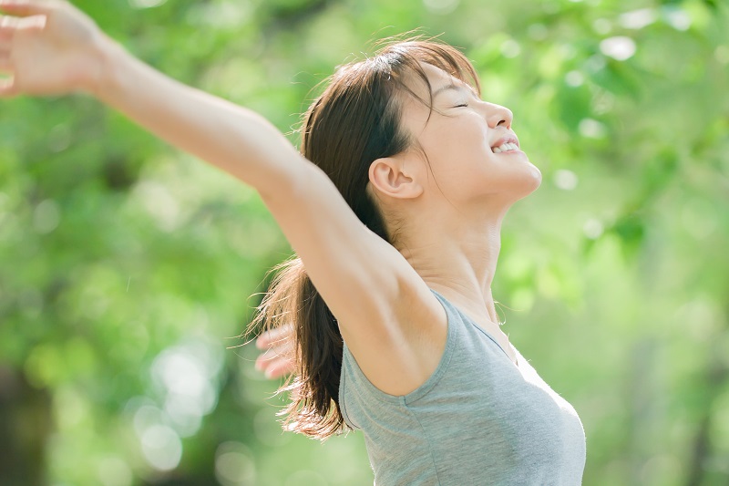 太陽礼拝の代表的な効果は大きくは11個もある!