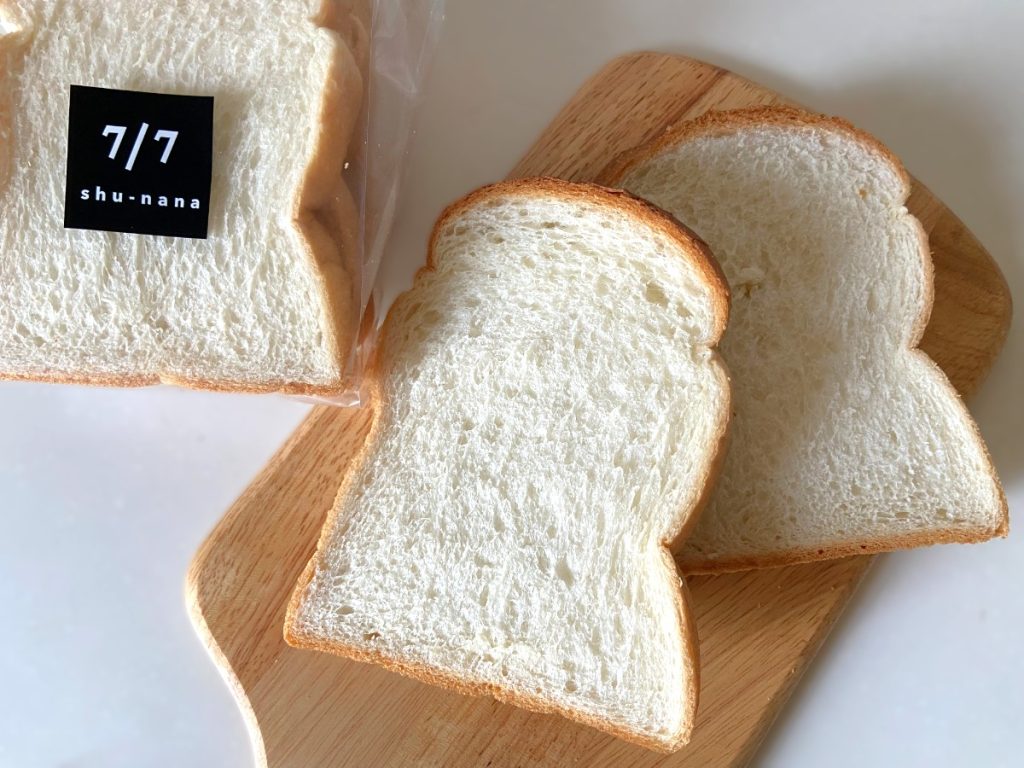 ロピアで買える7/7食パンの写真