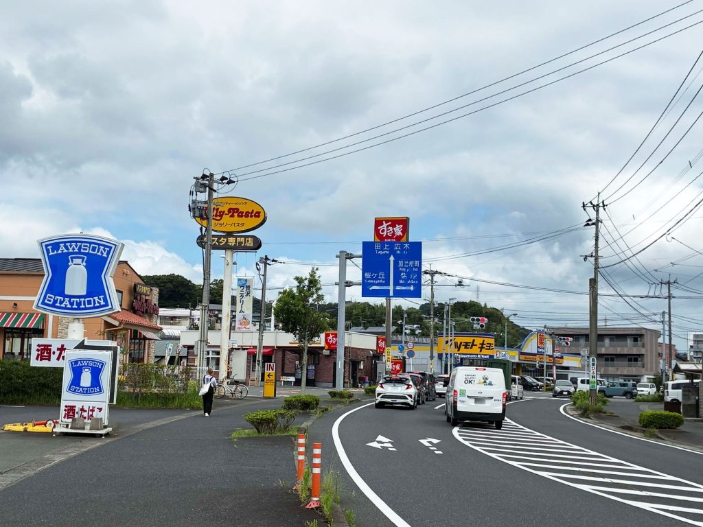 宇宿6・7丁目の幹線道路沿い