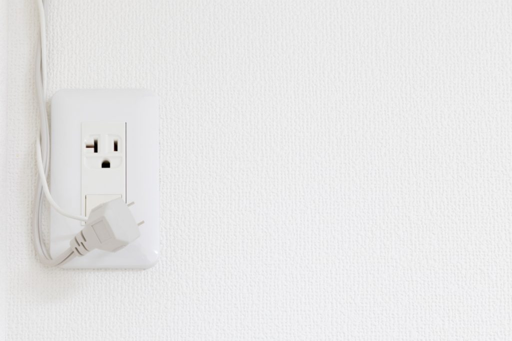 エアコン用のコンセントのイメージ(電圧によってコンセントの形状は異なる)