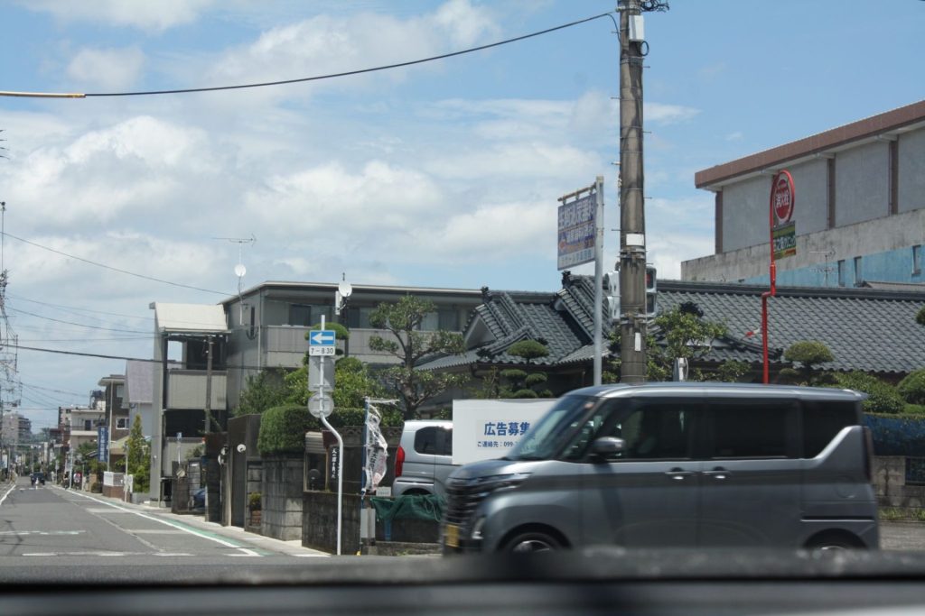 鹿児島市小松原ラ・サール学園近くの交差点