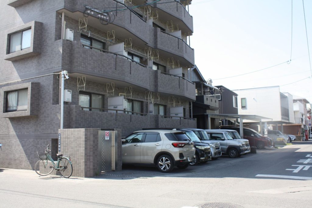 下荒田のマンション