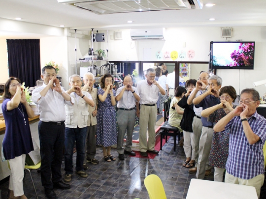 全員で奏でる「ふるさと」は、音圧があり指笛とは思えない迫力!