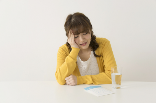 風邪薬は、飲んだ方がいい? あまり飲まない方がいい?