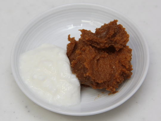 まずは、発酵食品同士の組み合わせということでヨーグルトにチャレンジ。