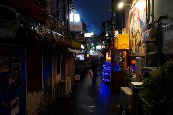 ディープな雰囲気が漂う|新宿ゴールデン街
